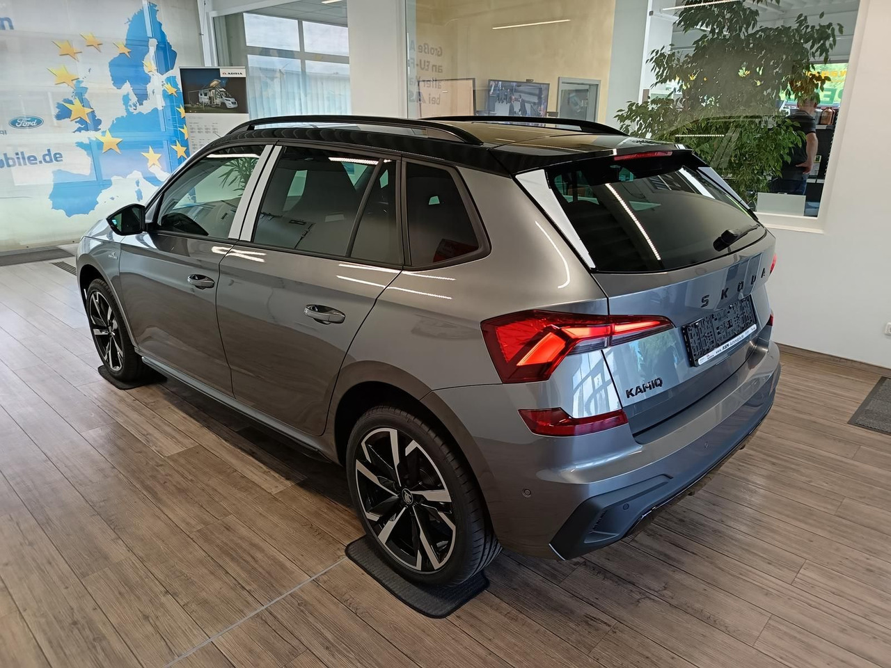 Skoda Kamiq Monte Carlo 1.5 TSI DSG*5J.GARANTIE*PANO* - SUVSUV: slika 4 Skoda Kamiq Monte Carlo 1.5 TSI DSG*5J.GARANTIE*PANO* - SUVSUV: slika 4