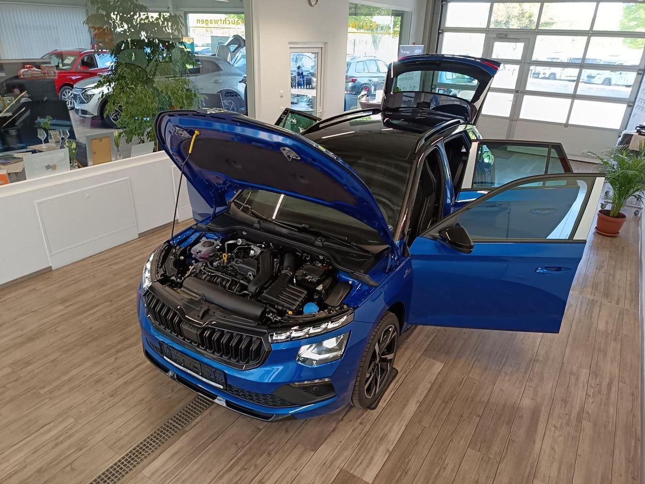 Skoda Kamiq Monte Carlo 1,5 TSI DSG*PANO*AHK*5J.GARANT - SUVSUV: slika 2 Skoda Kamiq Monte Carlo 1,5 TSI DSG*PANO*AHK*5J.GARANT - SUVSUV: slika 2