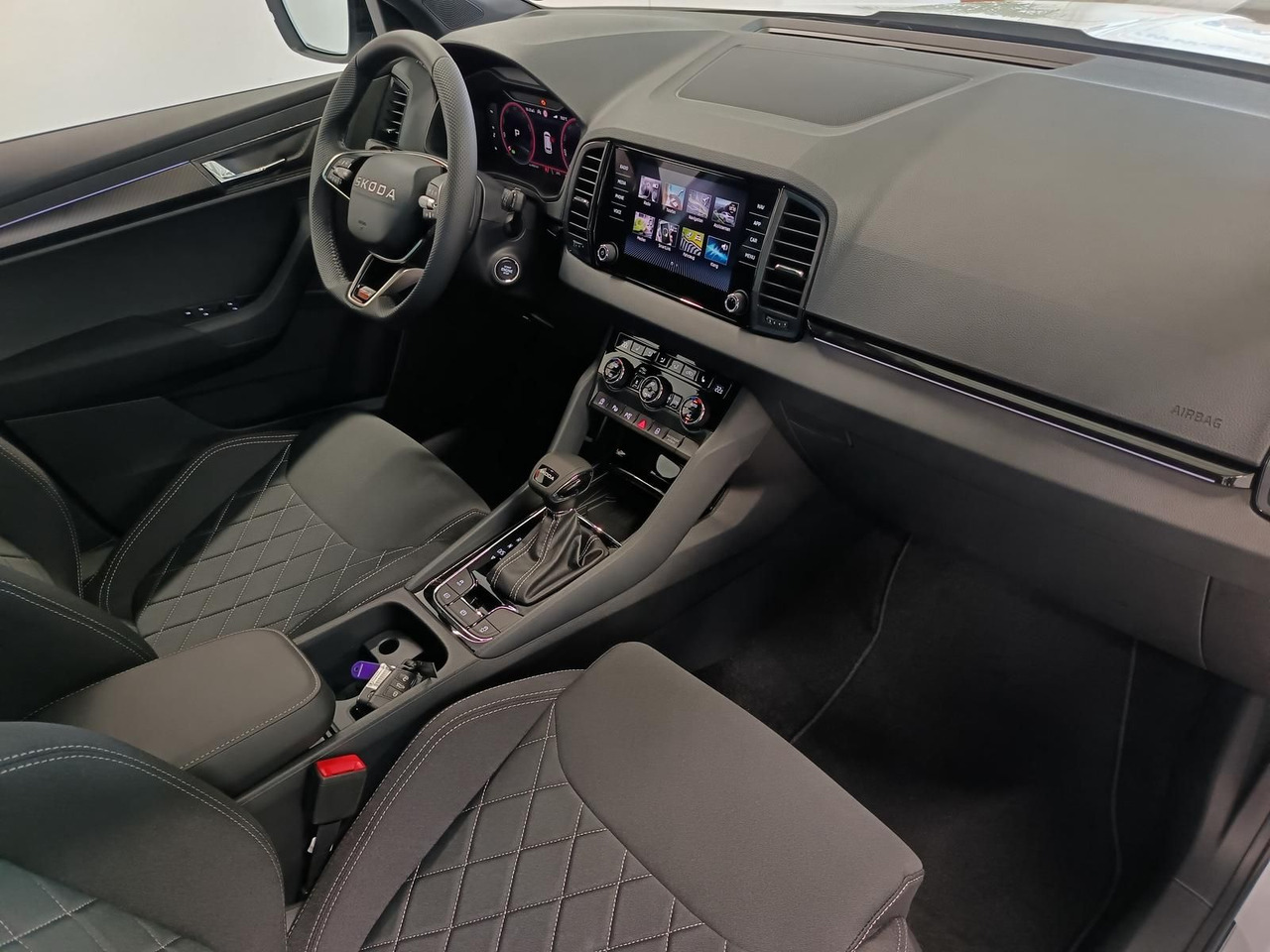 SUVSUV Skoda Karoq Sportline 1,5 TSI DSG*AHK*PSD*STD.HZG*NAVI: slika 19