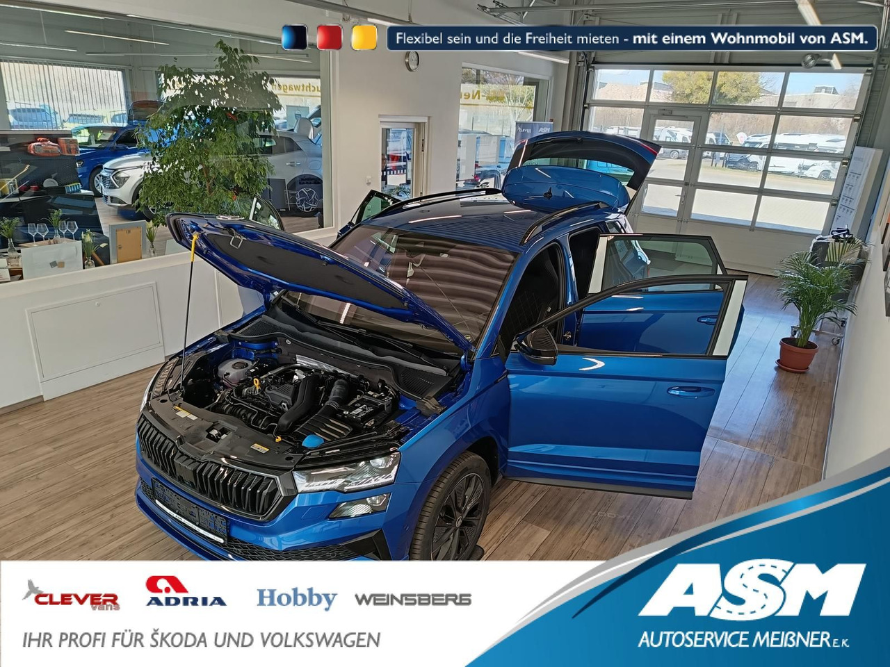 Skoda Karoq Sportline 1,5TSI DSG*AHK*360°*5J.GARANTIE* - SUVSUV: slika 1 Skoda Karoq Sportline 1,5TSI DSG*AHK*360°*5J.GARANTIE* - SUVSUV: slika 1