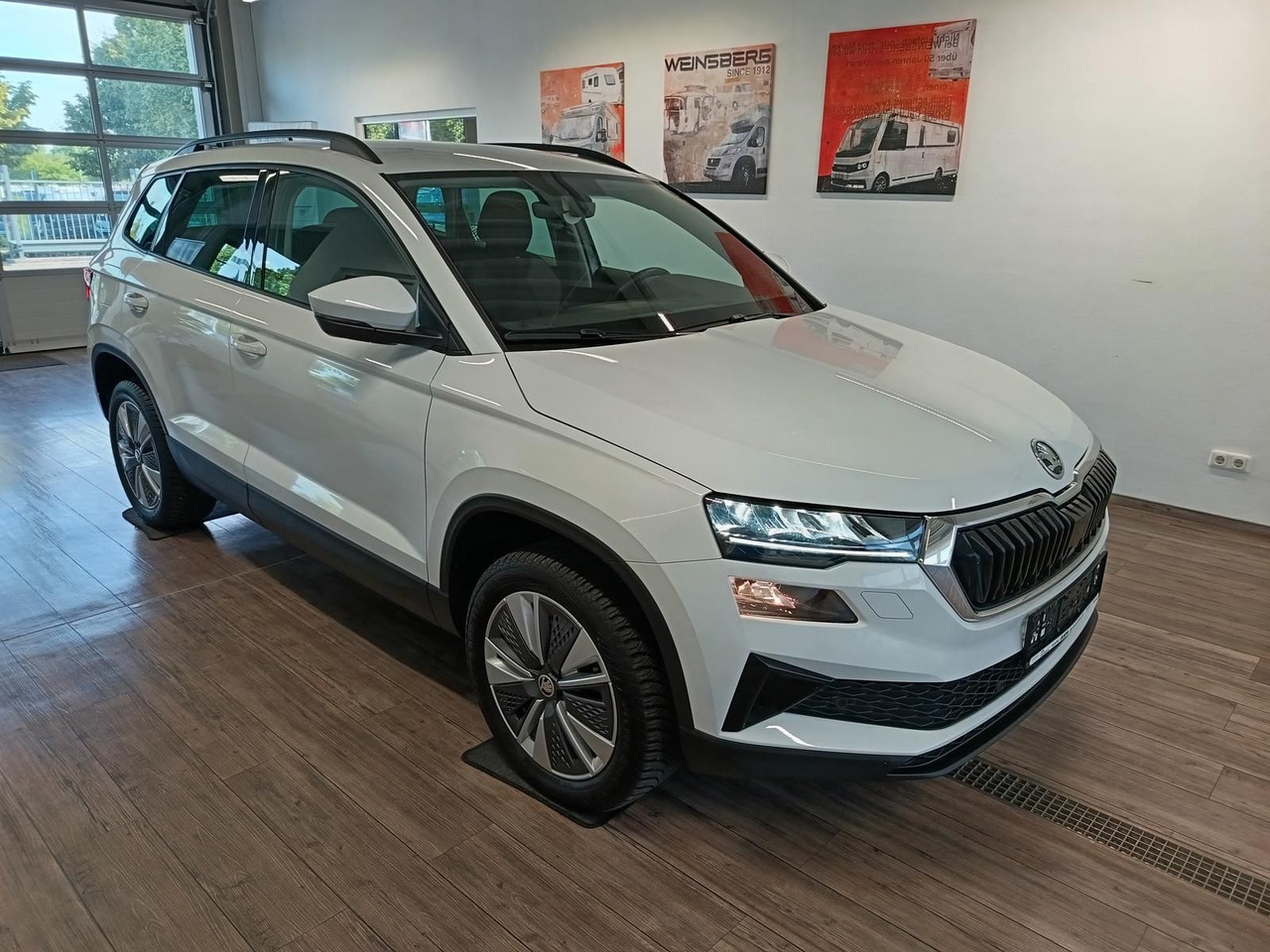 Skoda Karoq Style 1,5TSI DSG*AHK-VORBER*NAVI*LED*R-KAM - SUVSUV: slika 3 Skoda Karoq Style 1,5TSI DSG*AHK-VORBER*NAVI*LED*R-KAM - SUVSUV: slika 3