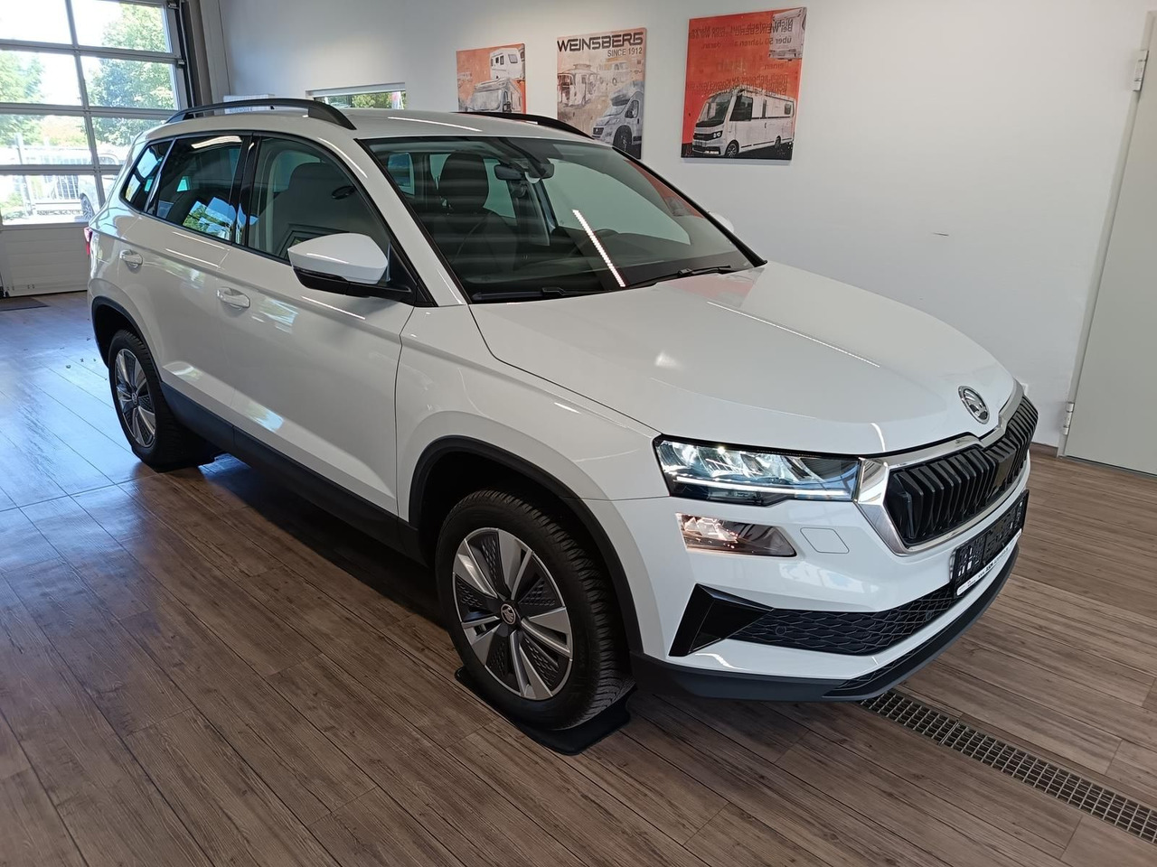 Skoda Karoq Style 1,5TSI DSG*AHK-VORBER*NAVI*LED*R-KAM - SUVSUV: slika 3 Skoda Karoq Style 1,5TSI DSG*AHK-VORBER*NAVI*LED*R-KAM - SUVSUV: slika 3