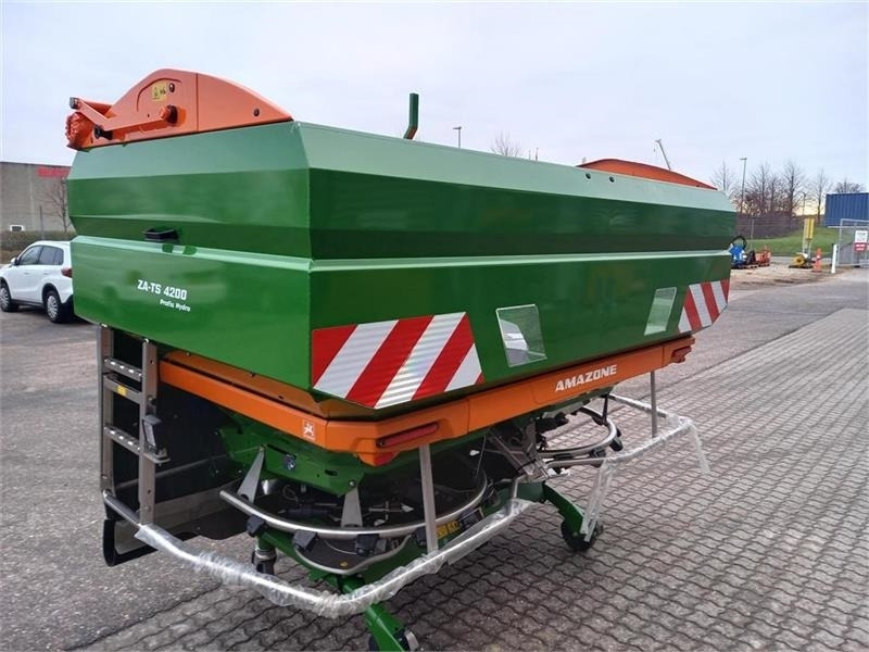 Amazone ZA-TS 4200 Hydro med Argus og WindControl - Rasipač prirodnog đubirva: slika 3 Amazone ZA-TS 4200 Hydro med Argus og WindControl - Rasipač prirodnog đubirva: slika 3