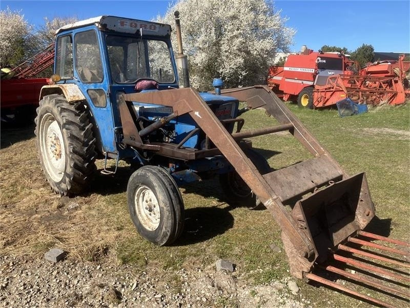 Ford 4000 Med frontlæsser - Traktor: slika 2 Ford 4000 Med frontlæsser - Traktor: slika 2