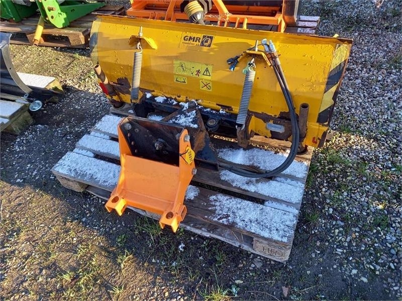 GMR FS1300L Med Stiga Titan ophæng - Raonik za sneg za Poljoprivredna mašina: slika 4 GMR FS1300L Med Stiga Titan ophæng - Raonik za sneg za Poljoprivredna mašina: slika 4