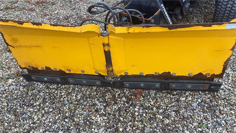 GMR FS1600VL V-Plov - Raonik za sneg za Poljoprivredna mašina: slika 1 GMR FS1600VL V-Plov - Raonik za sneg za Poljoprivredna mašina: slika 1