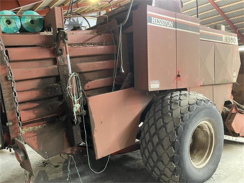Hesston 4900 - Balirka za kockaste bale: slika 2 Hesston 4900 - Balirka za kockaste bale: slika 2