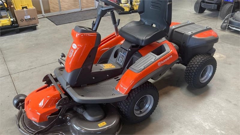 Husqvarna R200IX AWD Elektrisk - Baštenska kosačica: slika 2 Husqvarna R200IX AWD Elektrisk - Baštenska kosačica: slika 2