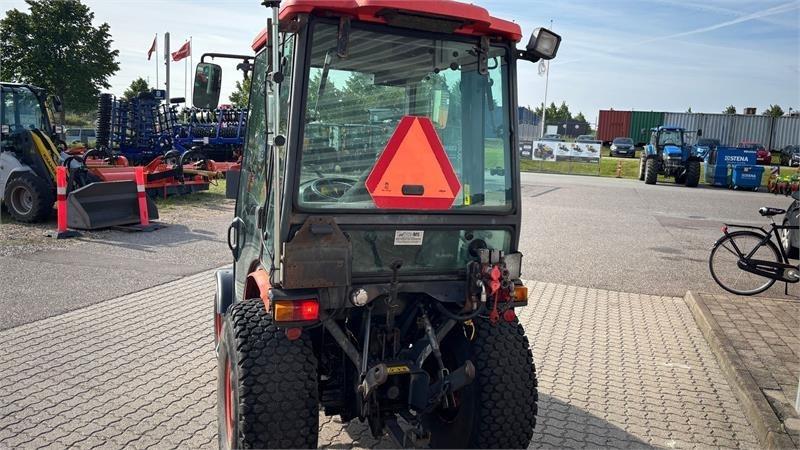 Kubota B2530 HST B2530 - Komunalni traktor: slika 2 Kubota B2530 HST B2530 - Komunalni traktor: slika 2