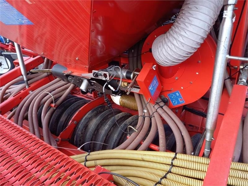 Kuhn Combiliner Venta 4 Meter. - Kombinovana mašina za setvu: slika 5 Kuhn Combiliner Venta 4 Meter. - Kombinovana mašina za setvu: slika 5