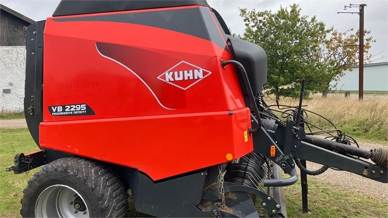 Kuhn VB 2295 - Balirka za okrugle bale: slika 2 Kuhn VB 2295 - Balirka za okrugle bale: slika 2