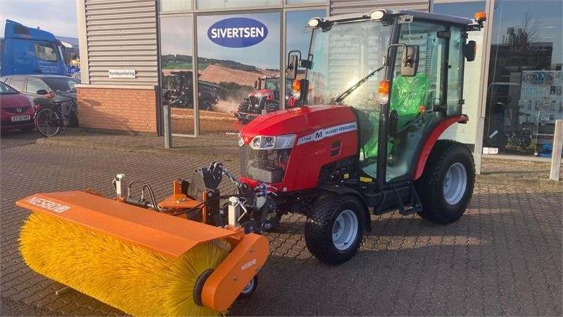 Massey Ferguson 1740 HC Frontlift/pto og 150 cm fejemaskine - Komunalni traktor: slika 1 Massey Ferguson 1740 HC Frontlift/pto og 150 cm fejemaskine - Komunalni traktor: slika 1