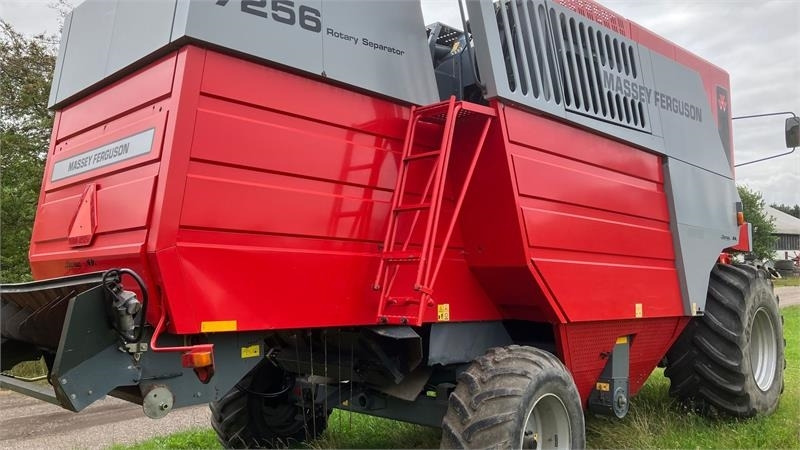 Massey Ferguson 7256 RS 22 fod Freeflow - Kombinovani kombajn: slika 4 Massey Ferguson 7256 RS 22 fod Freeflow - Kombinovani kombajn: slika 4