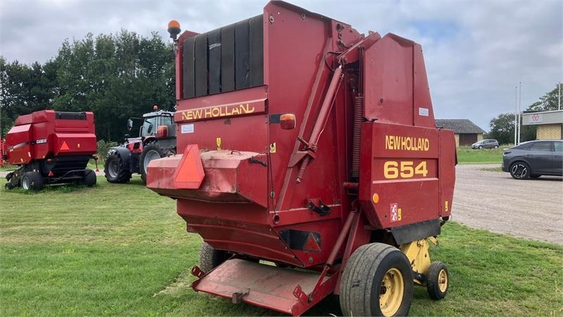 New Holland 654 RUNDBALLEPRESSER Cropcutter - Balirka za okrugle bale: slika 4 New Holland 654 RUNDBALLEPRESSER Cropcutter - Balirka za okrugle bale: slika 4
