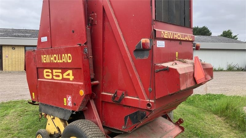 New Holland 654 RUNDBALLEPRESSER Cropcutter - Balirka za okrugle bale: slika 3 New Holland 654 RUNDBALLEPRESSER Cropcutter - Balirka za okrugle bale: slika 3