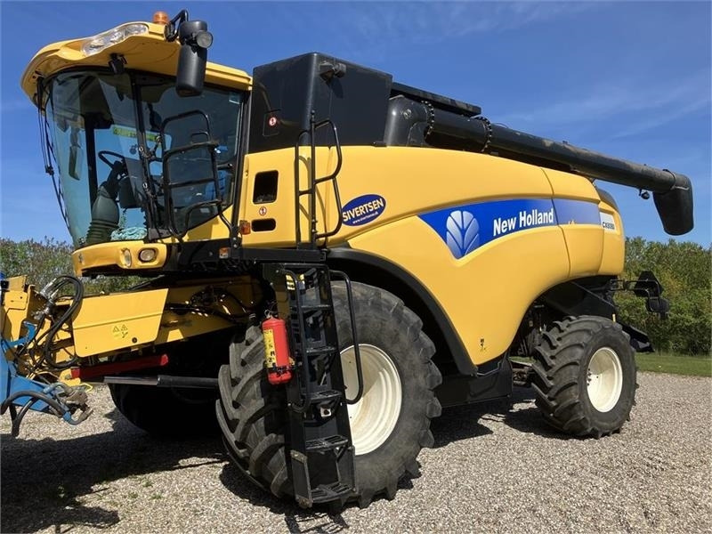 New Holland CX 8080 SLH - Kombinovani kombajn: slika 1 New Holland CX 8080 SLH - Kombinovani kombajn: slika 1