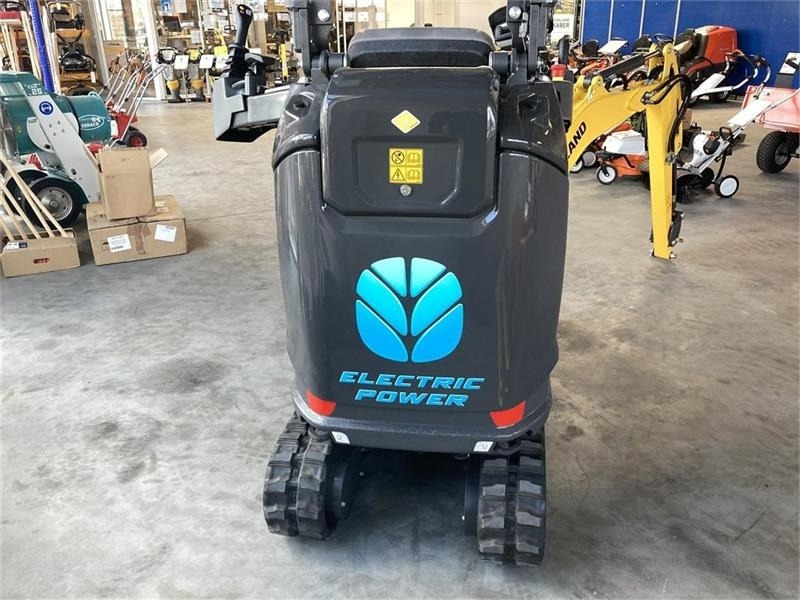 New Holland E15x Elektrisk - Mini bager: slika 3 New Holland E15x Elektrisk - Mini bager: slika 3