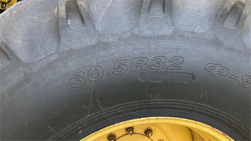 New Holland TX68 FSH - Kombinovani kombajn: slika 5 New Holland TX68 FSH - Kombinovani kombajn: slika 5