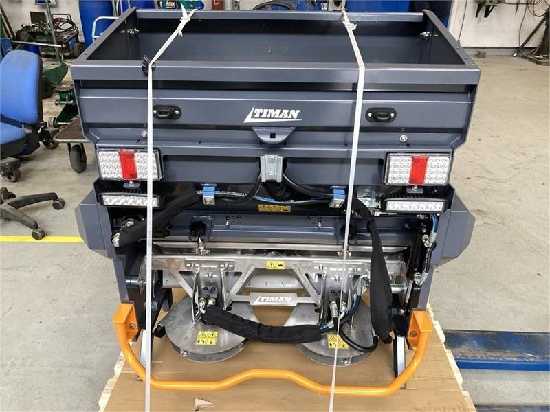 Timan CS-200 Combi spreder til traktor 300 liter - Rasipač peska/ Soli za Korisno/ Posebno vozilo: slika 1 Timan CS-200 Combi spreder til traktor 300 liter - Rasipač peska/ Soli za Korisno/ Posebno vozilo: slika 1