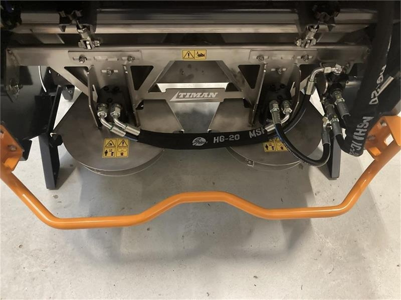 Timan CS-200 Combispreder 300 liter til traktor - Rasipač peska/ Soli za Korisno/ Posebno vozilo: slika 4 Timan CS-200 Combispreder 300 liter til traktor - Rasipač peska/ Soli za Korisno/ Posebno vozilo: slika 4