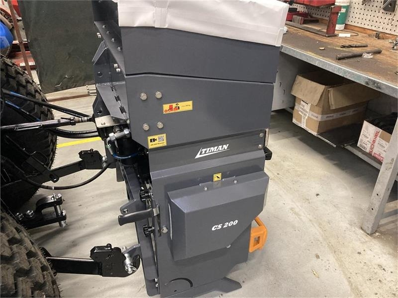 Timan CS-200 Combispreder 300 liter til traktor - Rasipač peska/ Soli za Korisno/ Posebno vozilo: slika 2 Timan CS-200 Combispreder 300 liter til traktor - Rasipač peska/ Soli za Korisno/ Posebno vozilo: slika 2