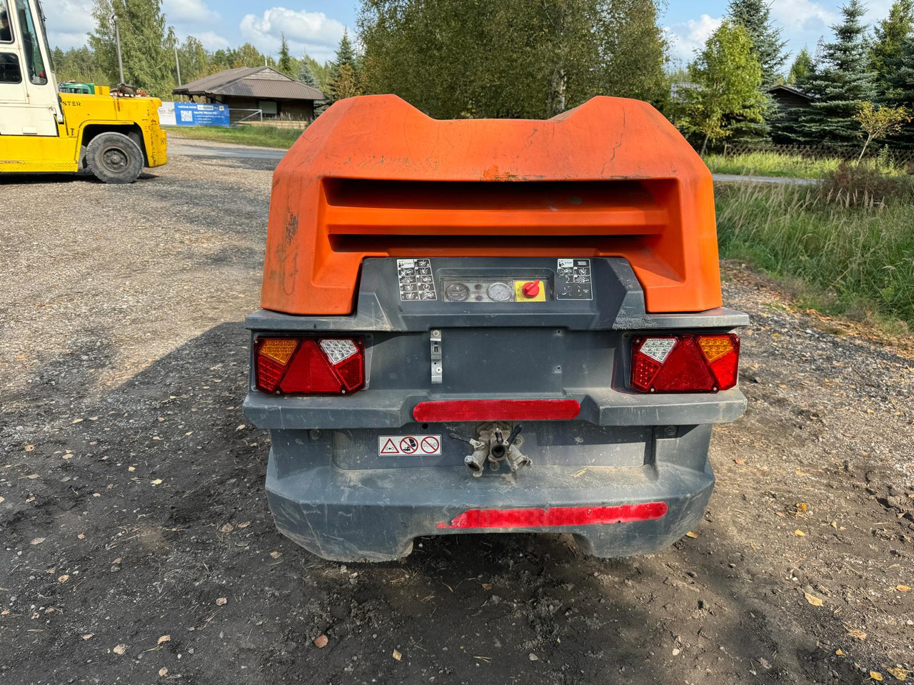 ATLAS COPCO XAS68 - Kompresor za vazduh: slika 4 ATLAS COPCO XAS68 - Kompresor za vazduh: slika 4