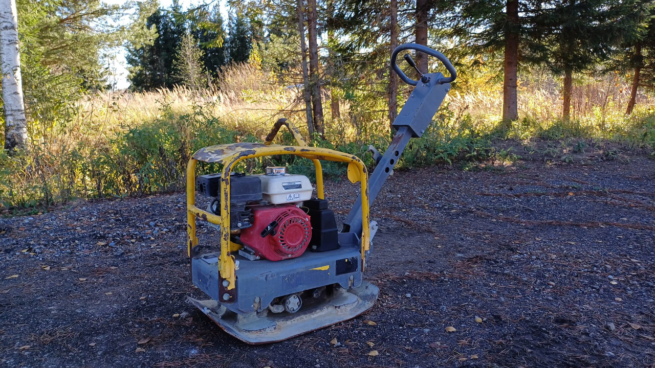Atlas Copco LG160 - Vibraciona ploča: slika 1 Atlas Copco LG160 - Vibraciona ploča: slika 1