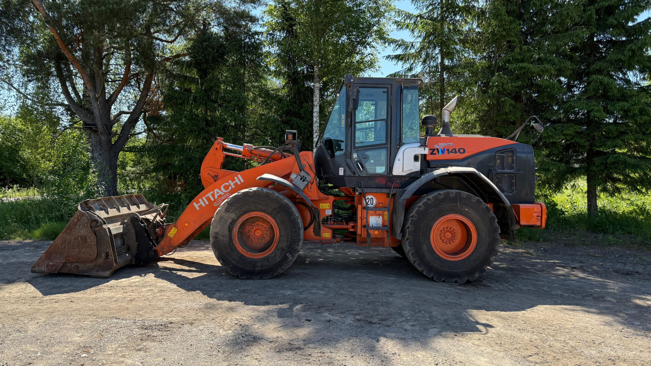 Hitachi ZW140 - Utovarivač točkaš: slika 2 Hitachi ZW140 - Utovarivač točkaš: slika 2