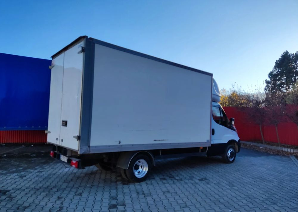 Iveco DAILY 35C13 Kurierka - Dostavno vozilo sa zatvorenim sandukom: slika 3 Iveco DAILY 35C13 Kurierka - Dostavno vozilo sa zatvorenim sandukom: slika 3