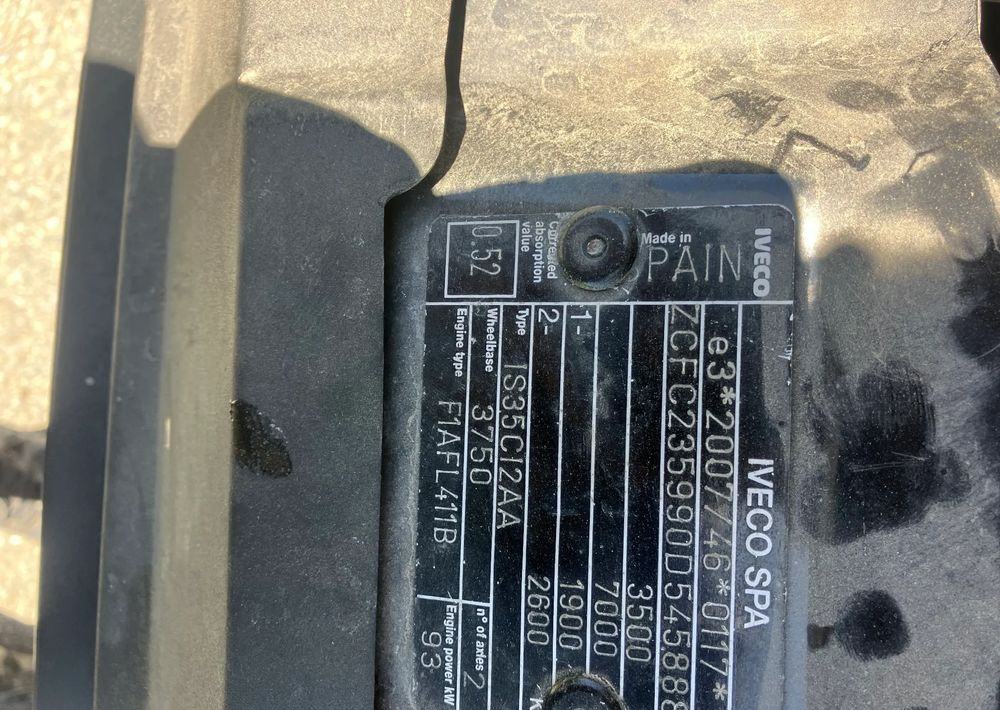 Iveco DAILY 35C13 ramo do zabudowy kiper wywrotka - Kamion sa golom šasijom i zatvorenom kabinom: slika 5 Iveco DAILY 35C13 ramo do zabudowy kiper wywrotka - Kamion sa golom šasijom i zatvorenom kabinom: slika 5
