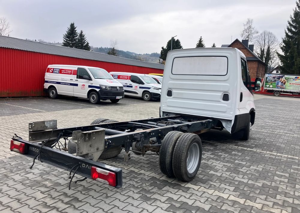 Iveco DAILY 35C14 ramo do zabudowy kiper wywrotka - Kamion sa golom šasijom i zatvorenom kabinom: slika 3 Iveco DAILY 35C14 ramo do zabudowy kiper wywrotka - Kamion sa golom šasijom i zatvorenom kabinom: slika 3