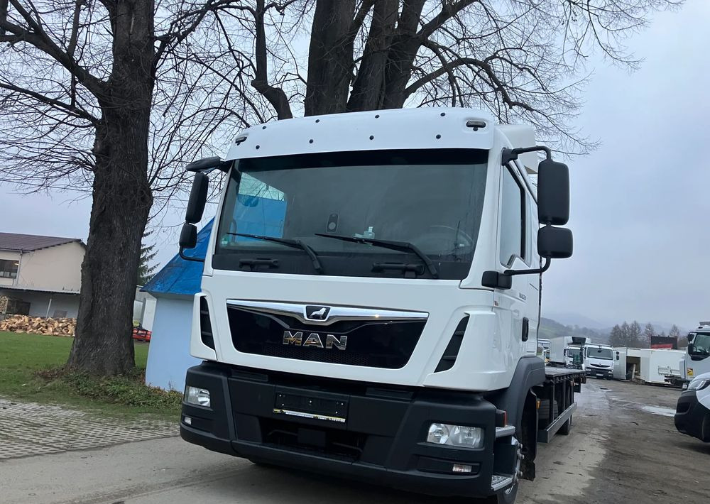 MAN MAN TGM 12.250 sypialka euro6 Rama do zabudowy - Kamion sa golom šasijom i zatvorenom kabinom: slika 1 MAN MAN TGM 12.250 sypialka euro6 Rama do zabudowy - Kamion sa golom šasijom i zatvorenom kabinom: slika 1