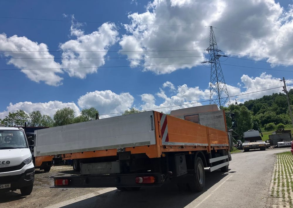 Renault Midlum 180 dxi burtówka skrzynia paka - Kamion sa tovarnim sandukom: slika 3 Renault Midlum 180 dxi burtówka skrzynia paka - Kamion sa tovarnim sandukom: slika 3