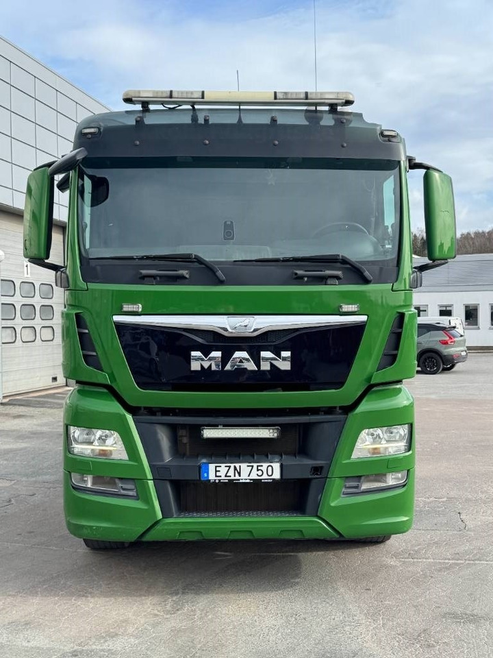 MAN TGX 35.480 8x4-4 Lastväxlare - Kamion sa hidrauličnom kukom: slika 2 MAN TGX 35.480 8x4-4 Lastväxlare - Kamion sa hidrauličnom kukom: slika 2