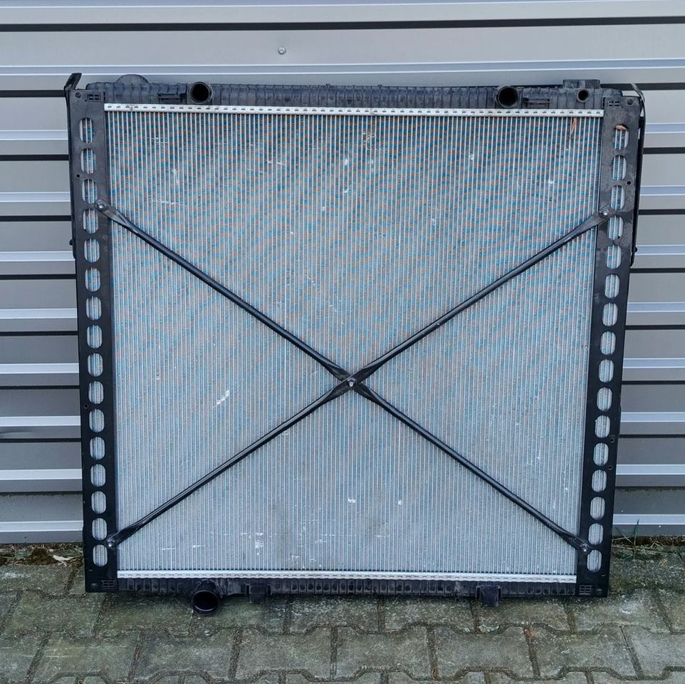 DAF XF 106 EURO 6 CHŁODNICA WODY NOWA 2125896 - Sistem za hlađenje: slika 2 DAF XF 106 EURO 6 CHŁODNICA WODY NOWA 2125896 - Sistem za hlađenje: slika 2