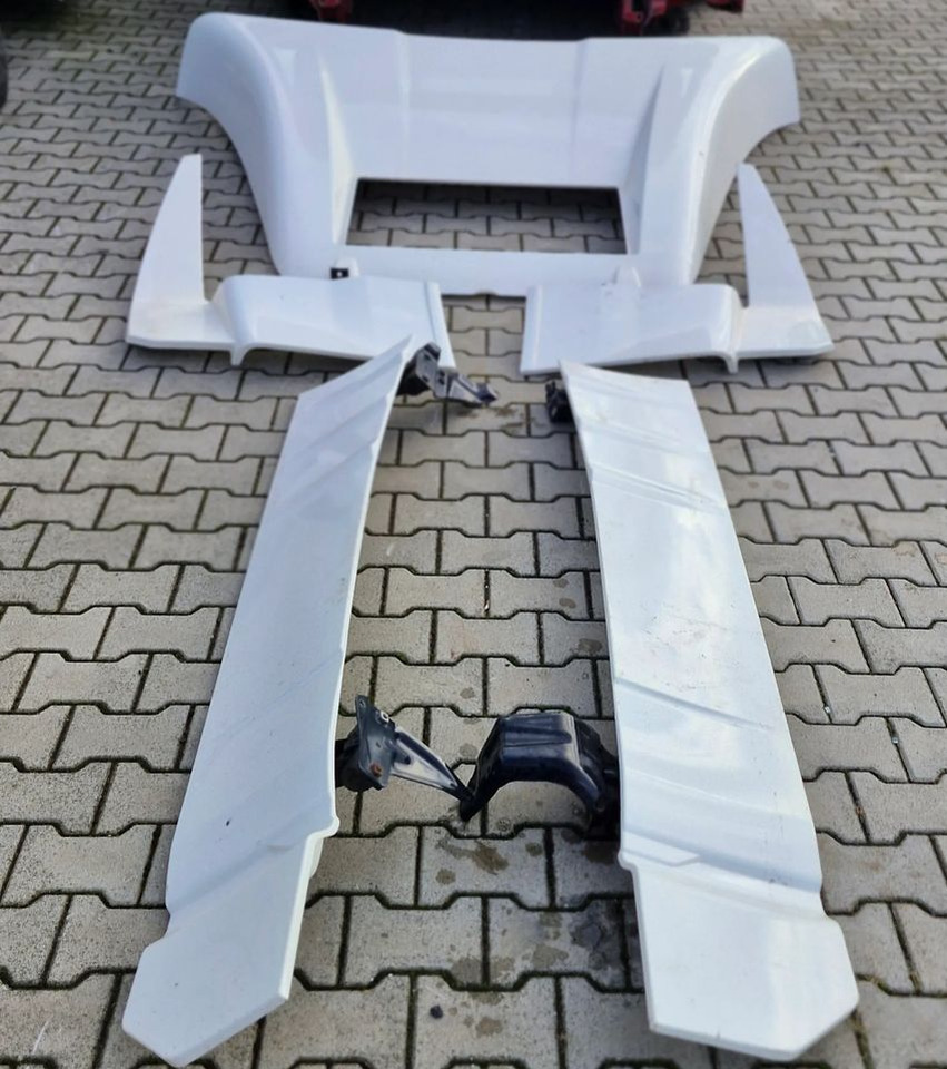 MAN TG3 TGX SPOILERY ZAKABINOWE KOMPLET - Karoserija i eksterijer: slika 1 MAN TG3 TGX SPOILERY ZAKABINOWE KOMPLET - Karoserija i eksterijer: slika 1