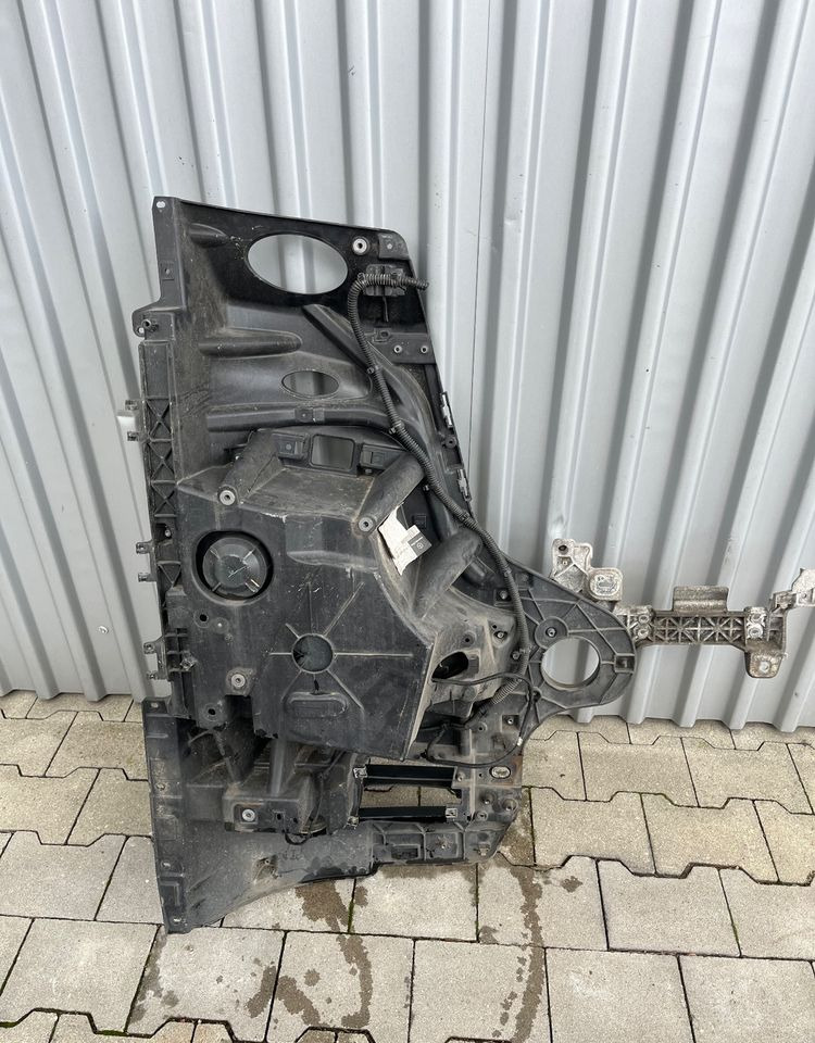 Narożnik zderzaka Mercedes Actros MP4 lampa garnek obudowa halogen - Ugao branika za Kamion: slika 2 Narożnik zderzaka Mercedes Actros MP4 lampa garnek obudowa halogen - Ugao branika za Kamion: slika 2