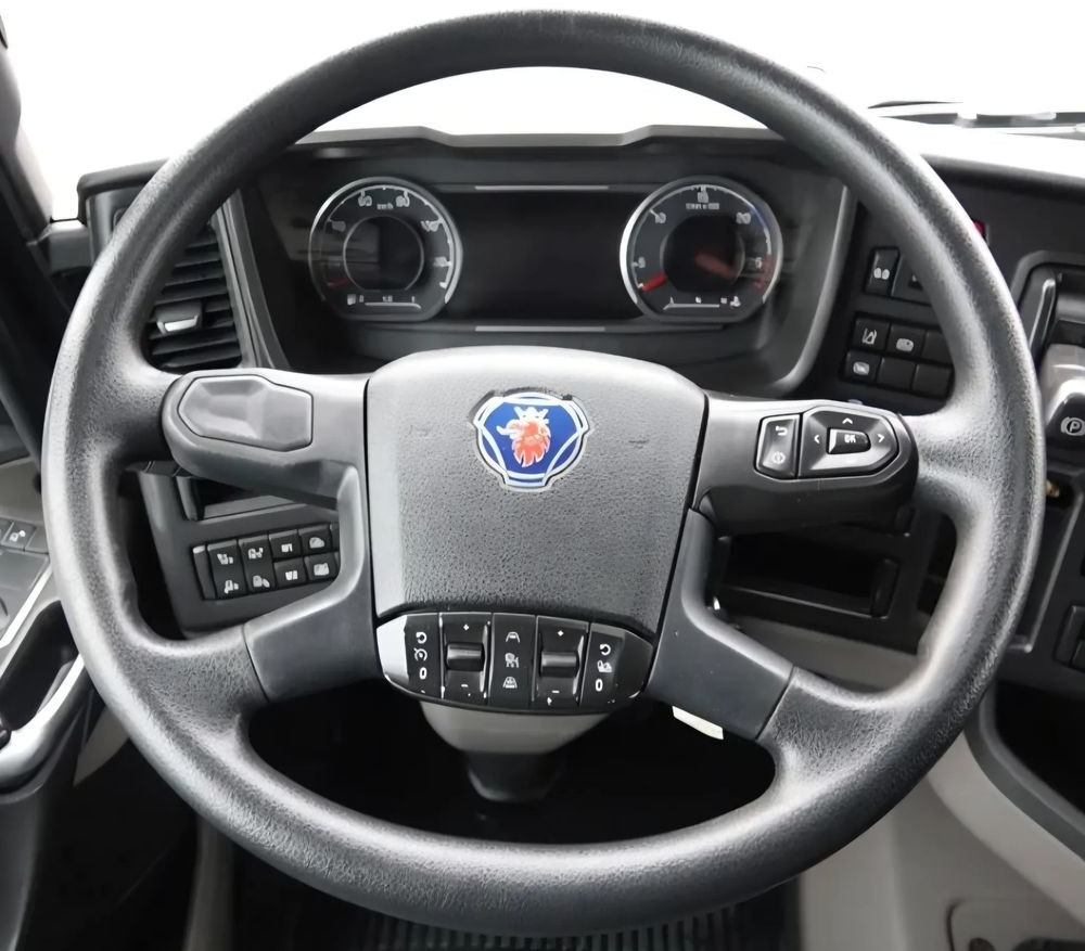 SCANIA R NGT KIEROWNICA - Kabina i enterijer za Kamion: slika 1 SCANIA R NGT KIEROWNICA - Kabina i enterijer za Kamion: slika 1