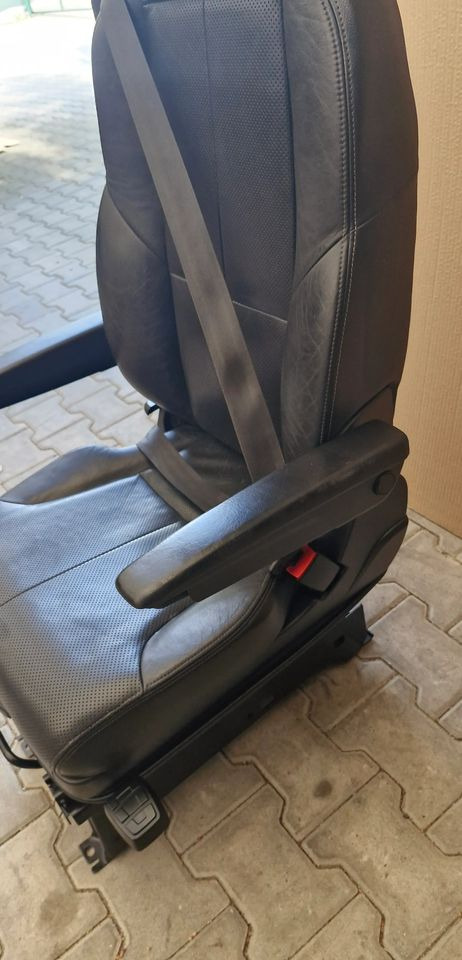 SCANIA R S FOTEL PASAŻERA FULL OPCJA SKÓRA - Sedište za Kamion: slika 3 SCANIA R S FOTEL PASAŻERA FULL OPCJA SKÓRA - Sedište za Kamion: slika 3