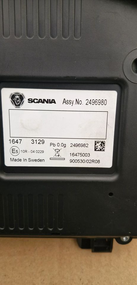 SCANIA R S LICZNIK ZEGARY 2717543 2496980 - Kabina i enterijer: slika 4 SCANIA R S LICZNIK ZEGARY 2717543 2496980 - Kabina i enterijer: slika 4