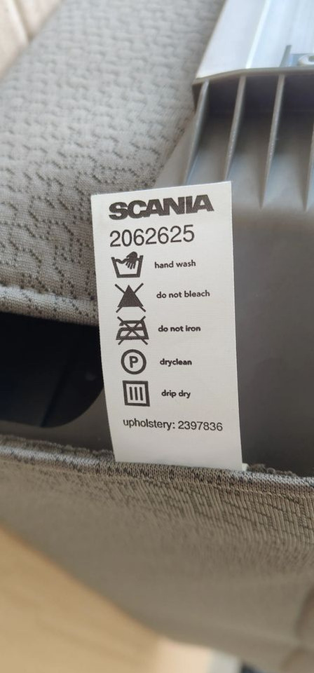 SCANIA R S ŁÓŻKO DOLNE 2062625 - Kabina i enterijer: slika 3 SCANIA R S ŁÓŻKO DOLNE 2062625 - Kabina i enterijer: slika 3