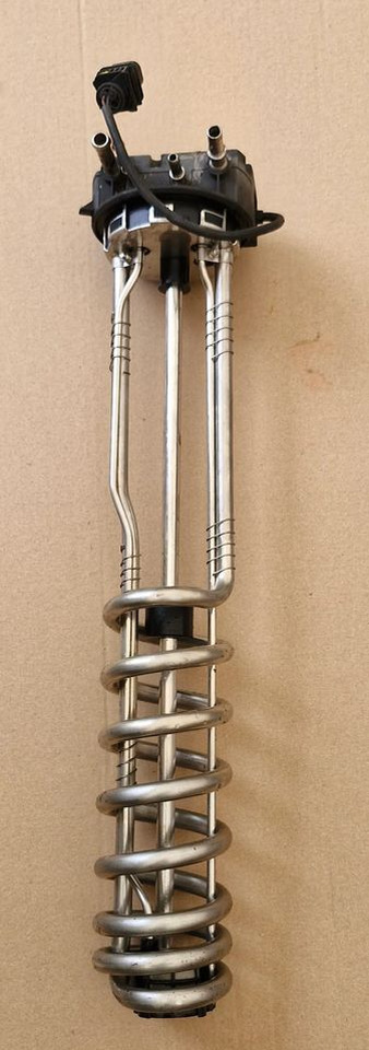 SCANIA R S SMOK CZUJNIK POZIOMU ADBLUE NOWY - Senzor za Automobil: slika 1 SCANIA R S SMOK CZUJNIK POZIOMU ADBLUE NOWY - Senzor za Automobil: slika 1