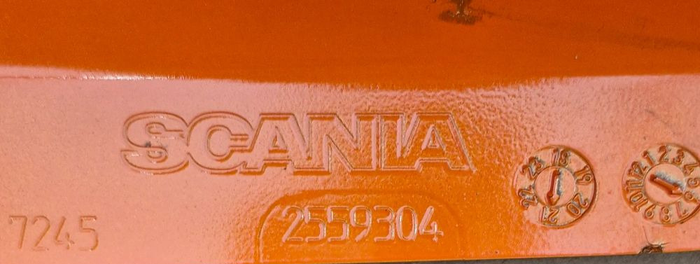 SCANIA R S STOPNICA OBUDOWA NAKŁADKA PRAWA 2559304WA - Karoserija i eksterijer za Kamion: slika 2 SCANIA R S STOPNICA OBUDOWA NAKŁADKA PRAWA 2559304WA - Karoserija i eksterijer za Kamion: slika 2