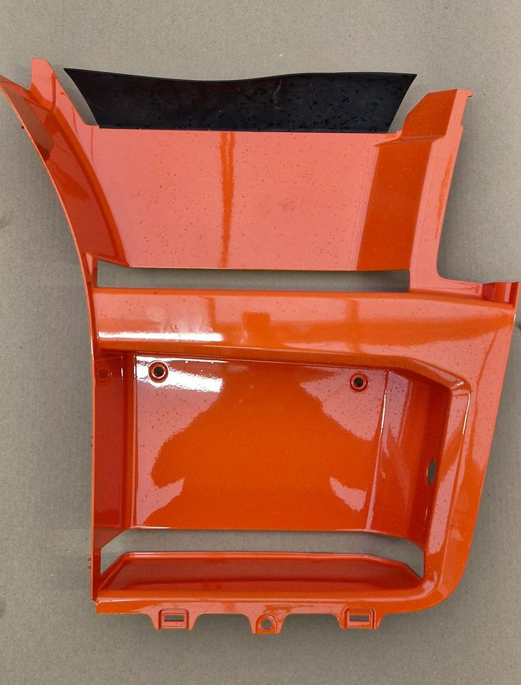 SCANIA R S STOPNICA OBUDOWA NAKŁADKA PRAWA 2559304WA - Karoserija i eksterijer za Kamion: slika 1 SCANIA R S STOPNICA OBUDOWA NAKŁADKA PRAWA 2559304WA - Karoserija i eksterijer za Kamion: slika 1