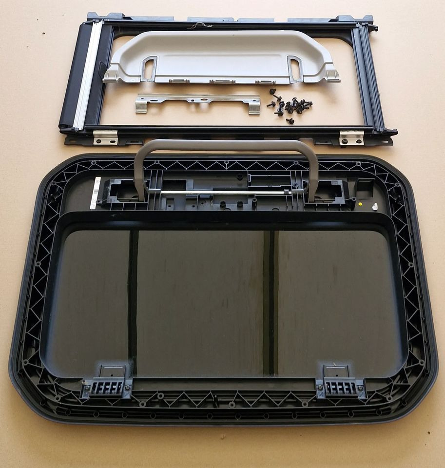 SCANIA R S SZYBERDACH RĘCZNY KOMPLETNY 2532779 - Kabina i enterijer: slika 2 SCANIA R S SZYBERDACH RĘCZNY KOMPLETNY 2532779 - Kabina i enterijer: slika 2