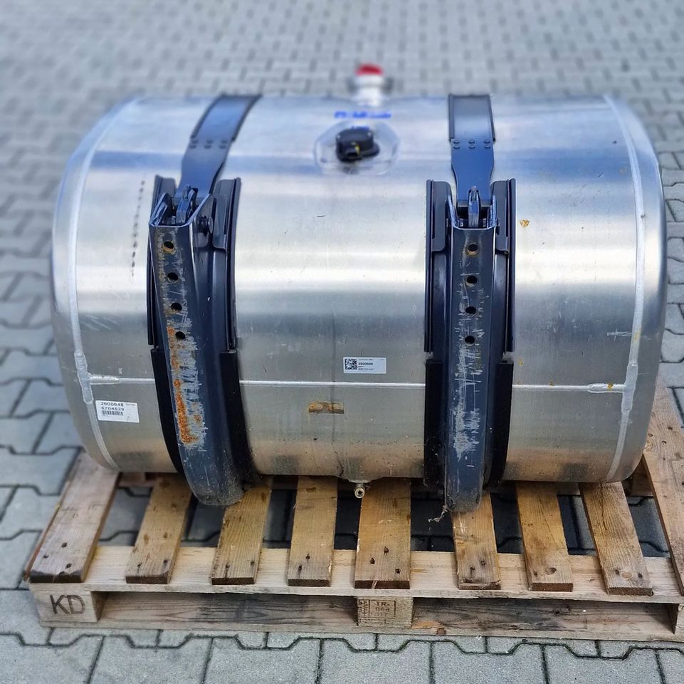 SCANIA R S ZBIORNIK PALIWA 395L NOWY - Rezervoar za gorivo za Kamion: slika 2 SCANIA R S ZBIORNIK PALIWA 395L NOWY - Rezervoar za gorivo za Kamion: slika 2