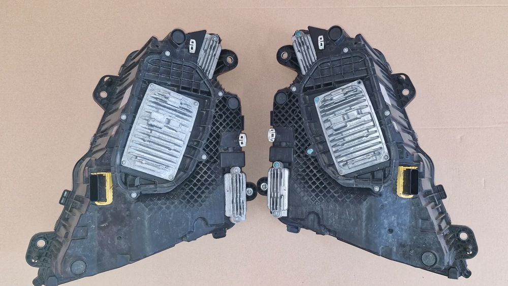 VOLVO FH5 LAMPA PRZEDNIA FULL LED 23752680 23752678 24056515 - Prednja svetla za Kamion: slika 2 VOLVO FH5 LAMPA PRZEDNIA FULL LED 23752680 23752678 24056515 - Prednja svetla za Kamion: slika 2