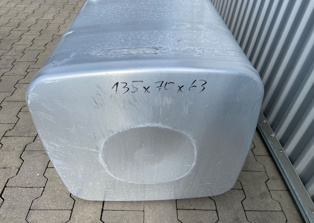 Rezervoar za gorivo za Kamion Zbiornik paliwa MAN TGX TGS 490 litrów bak: slika 6 Rezervoar za gorivo za Kamion Zbiornik paliwa MAN TGX TGS 490 litrów bak: slika 6