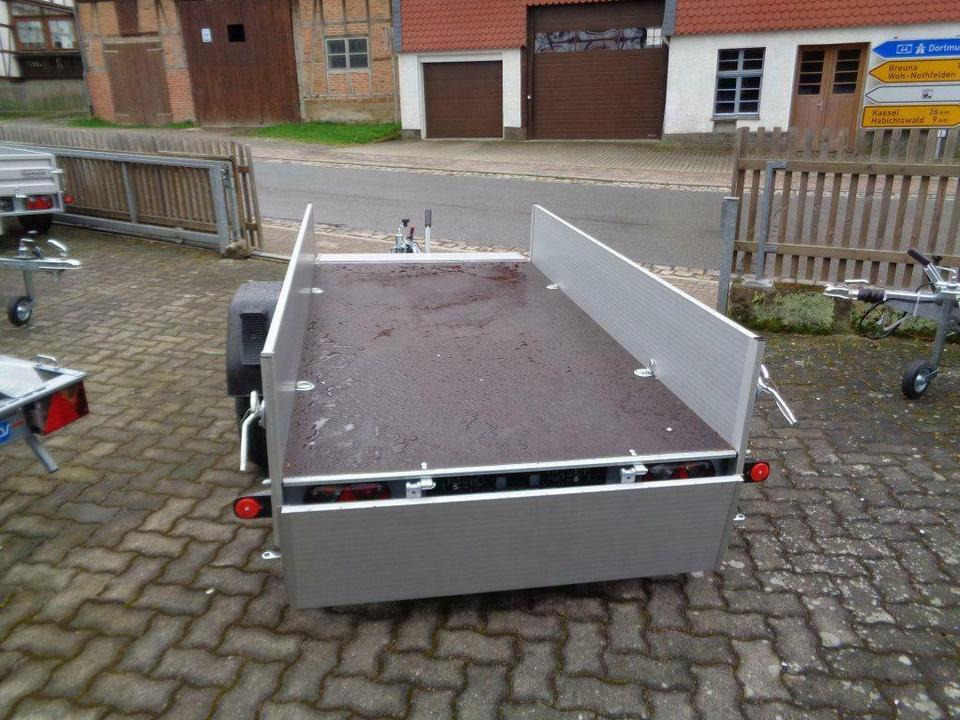 Böckmann PKW-Anhänger, 1,35 to. Einachs, Stirnwandklappe100 km/h - Prikolica za automobil: slika 5 Böckmann PKW-Anhänger, 1,35 to. Einachs, Stirnwandklappe100 km/h - Prikolica za automobil: slika 5