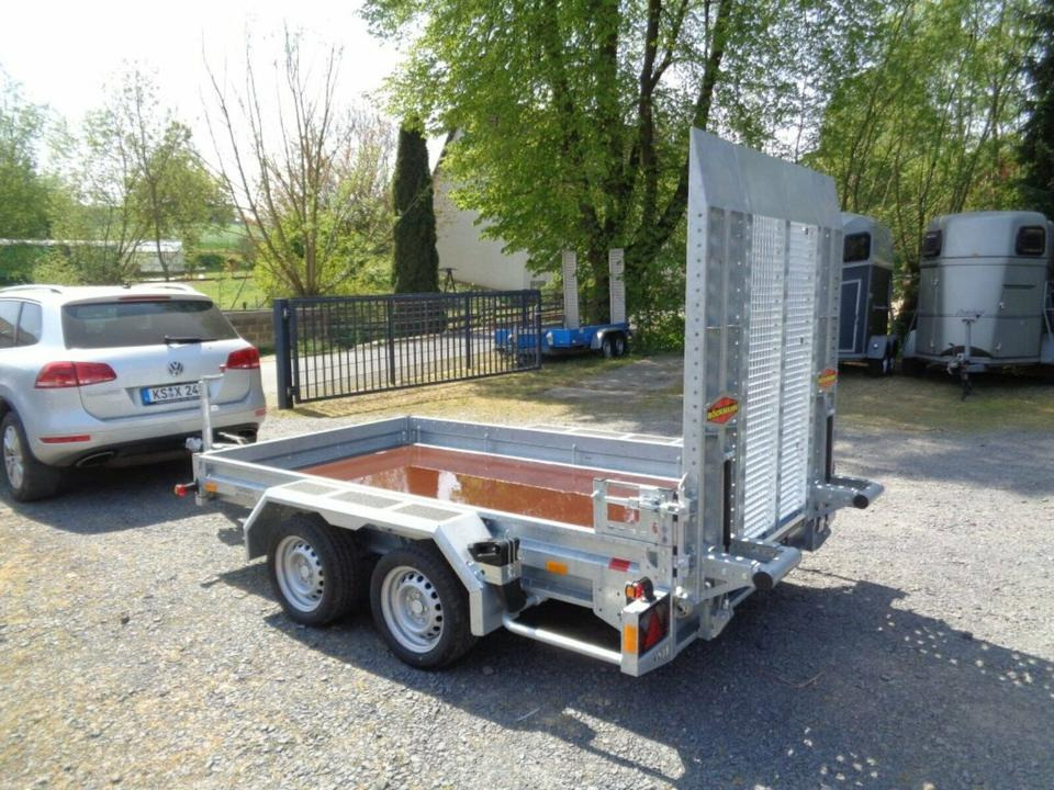 Böckmann PKW-Anhänger Baumaschinentransporter, 3,5 to. 100 km/h - Prikolica za prevoz radnih mašina: slika 2 Böckmann PKW-Anhänger Baumaschinentransporter, 3,5 to. 100 km/h - Prikolica za prevoz radnih mašina: slika 2